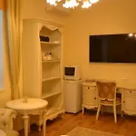 Otel Alex Maja 3*
