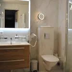 Hotel Alex Maja Parnu
