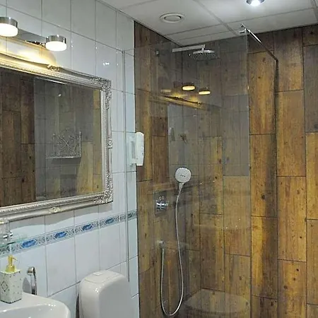 Hotel Alex Maja Pärnu